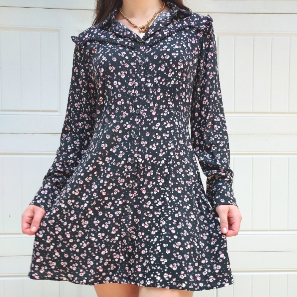 Wild Fable Long Sleeve Ditsy Pink White Floral Button Up Dress